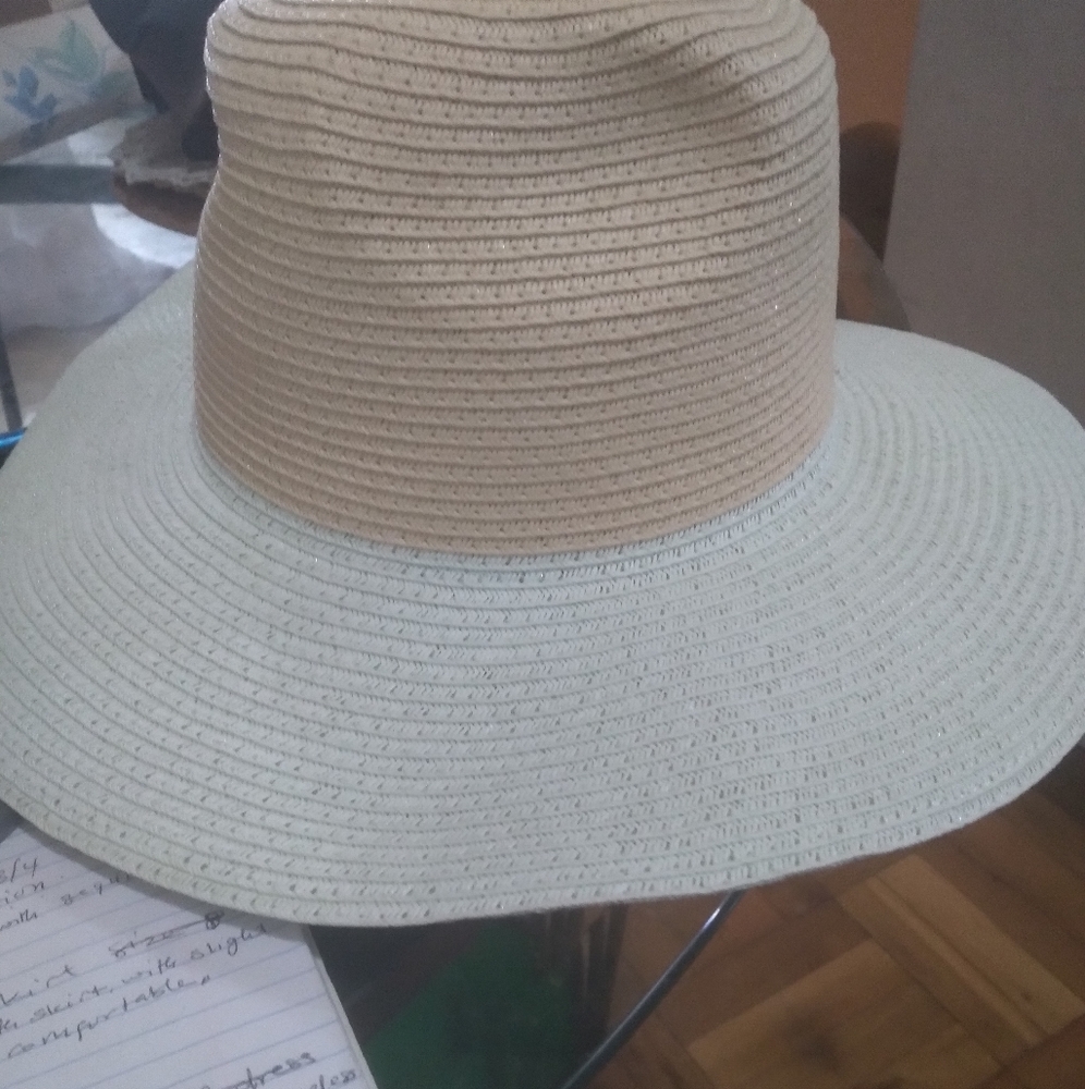 hat - Picture 3 of 6